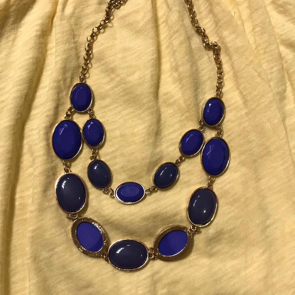 Statement necklace